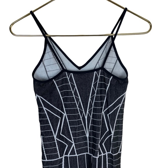 โญ๏ธ2/$20 BCBGeneration Stretchy y2k Geometric Line Bodycon Dress - Picture 4 of 11